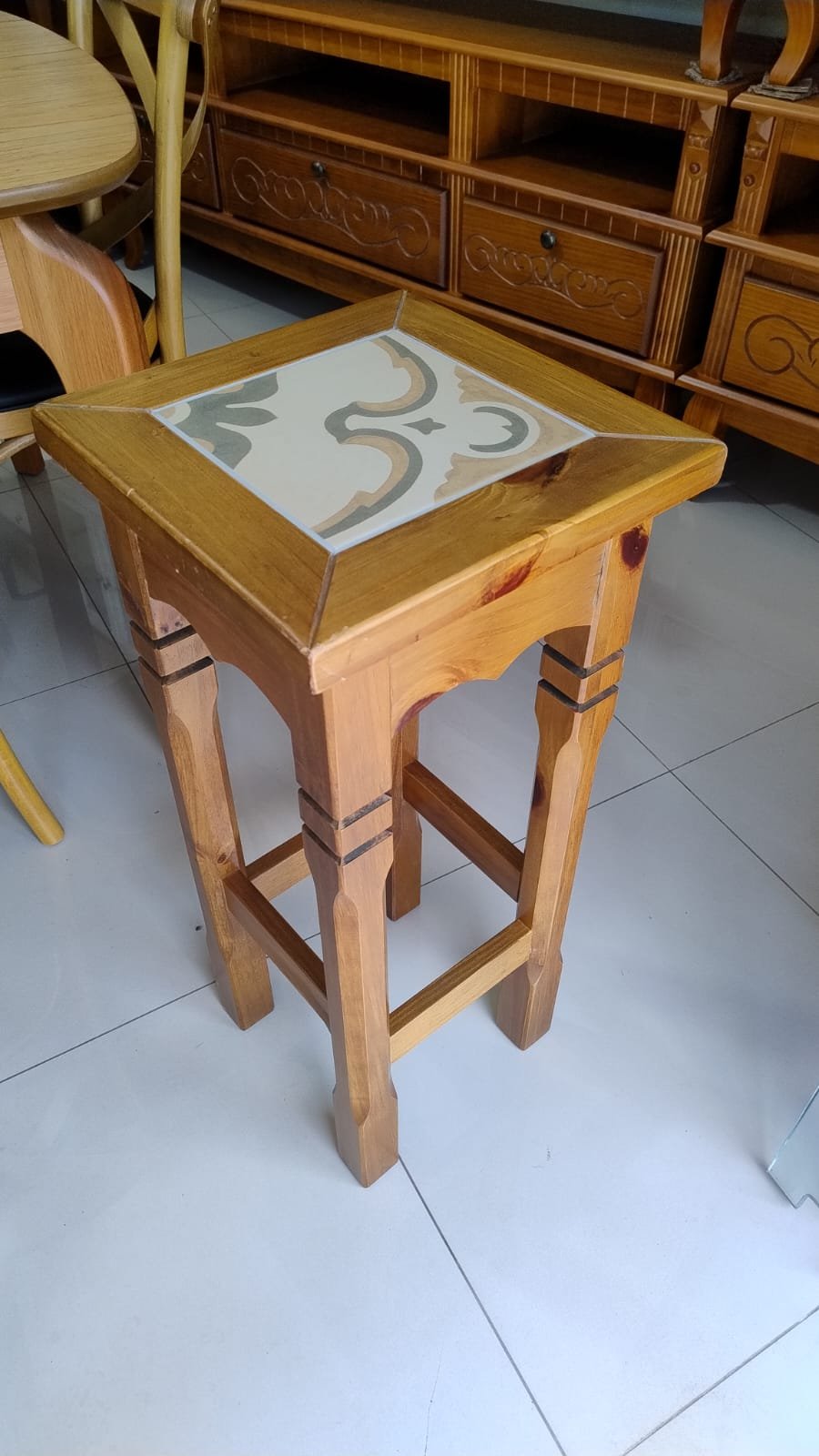 Móvel da categoria Outros